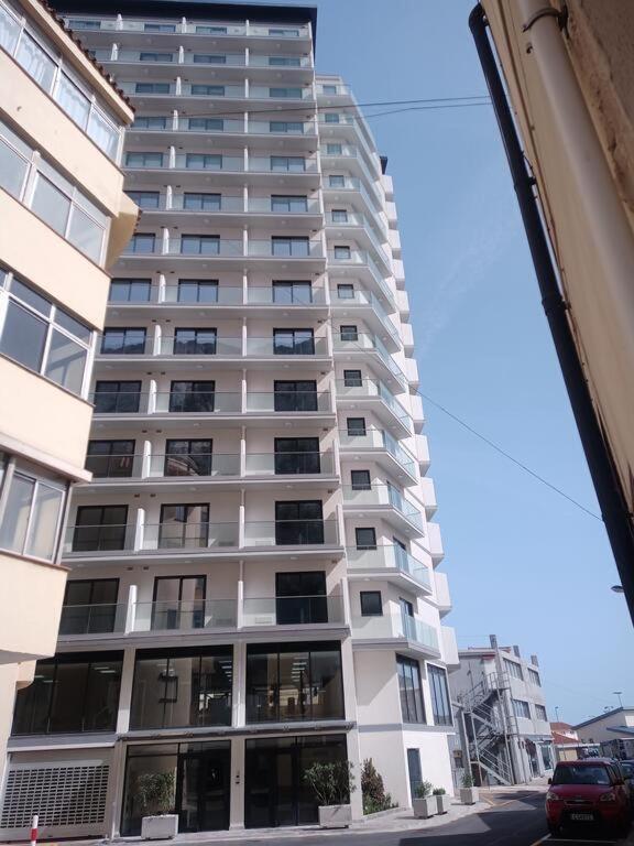 Cp High Floor Luxury Studio With Sea View Гибралтар Екстериор снимка
